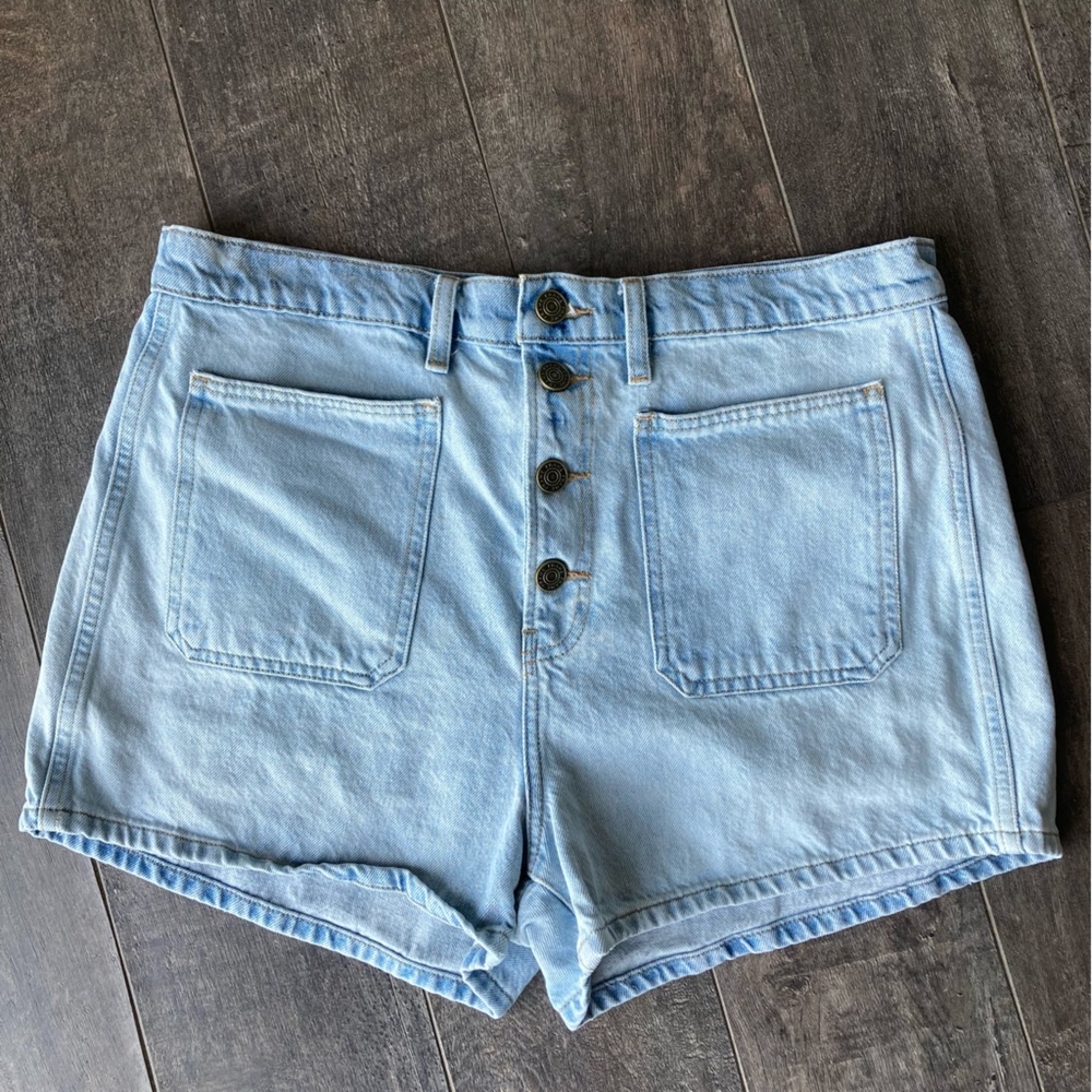 Frame Le Bardot Jean Shorts Light Wash Women’s 31